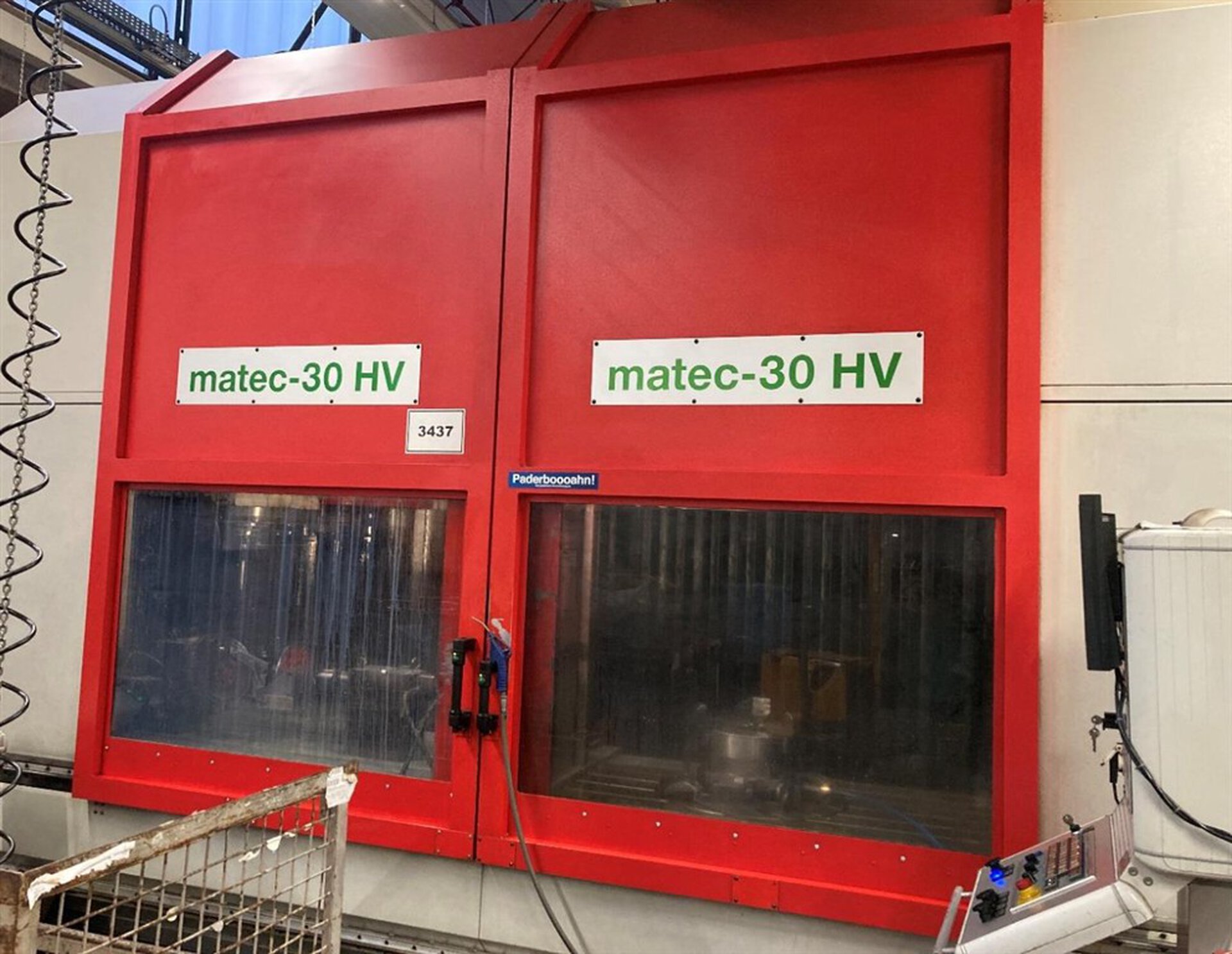 Centre d'usinage vertical MATEC 30 HV