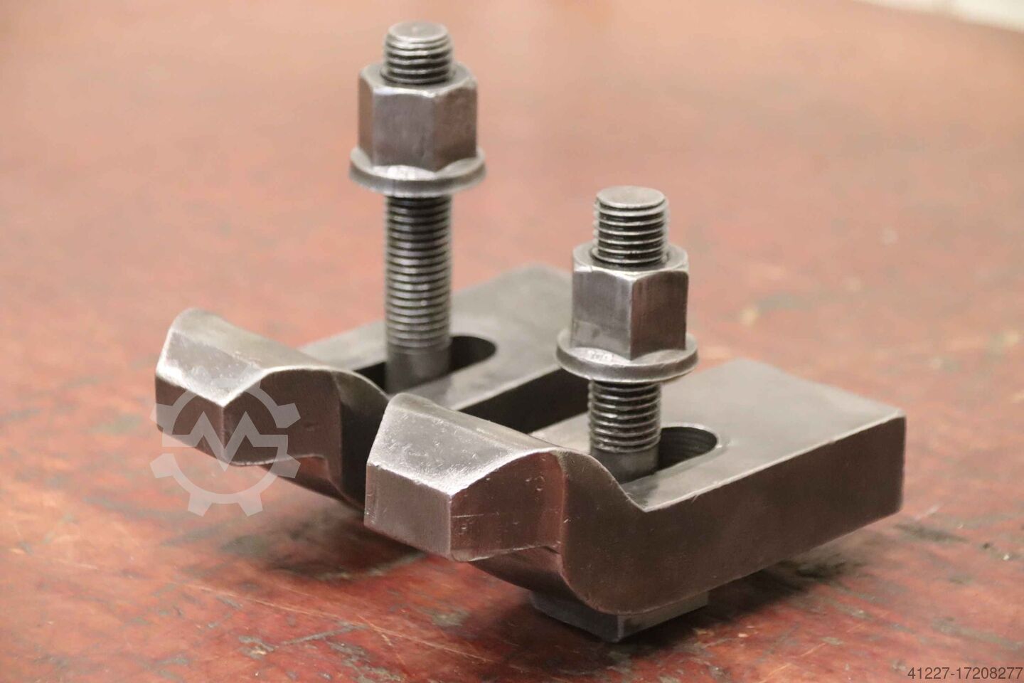 Outil de serrage 2 pièces unbekannt Nutbreite 22 mm