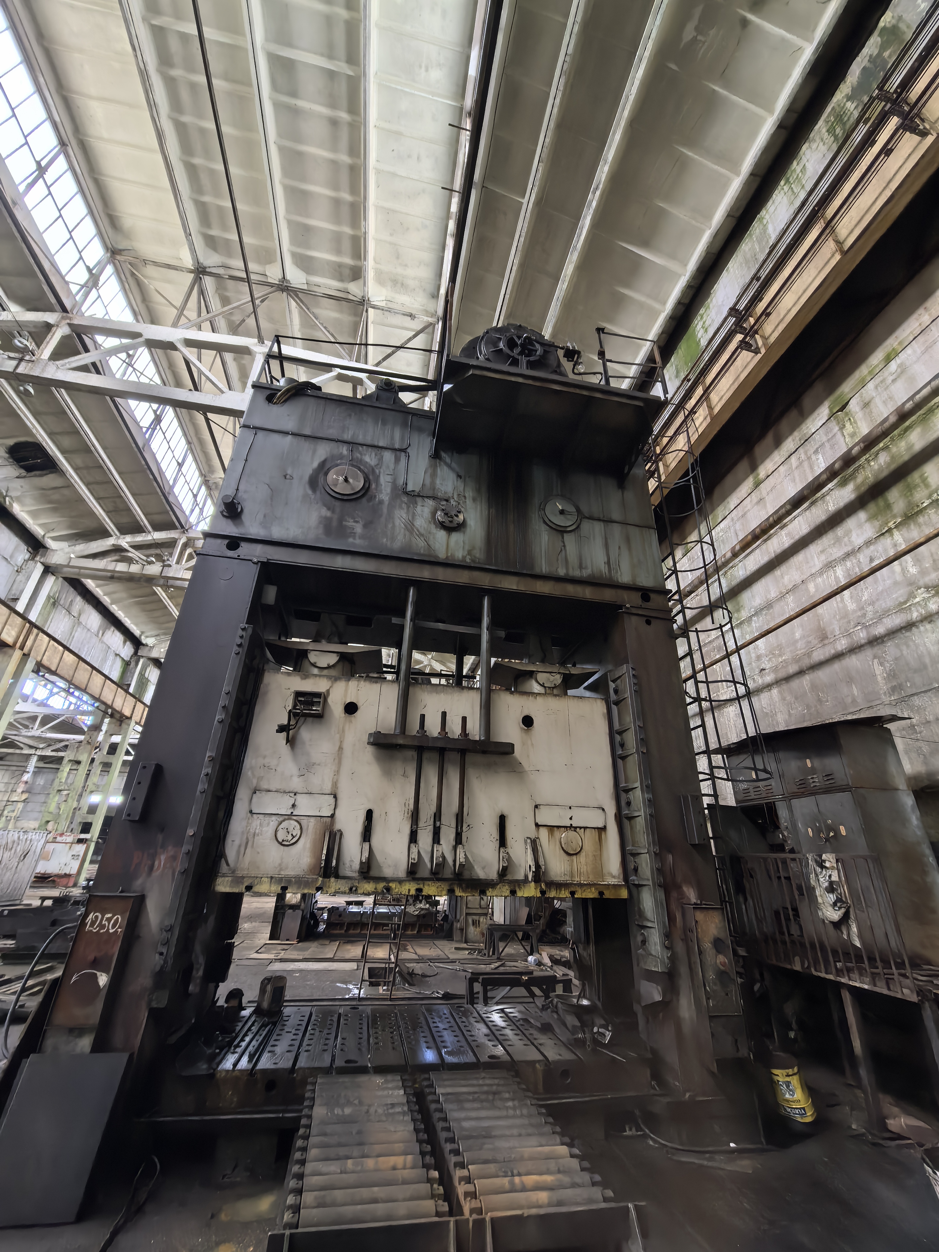 Presse WMW Erfurt, Germany PKZZ1250