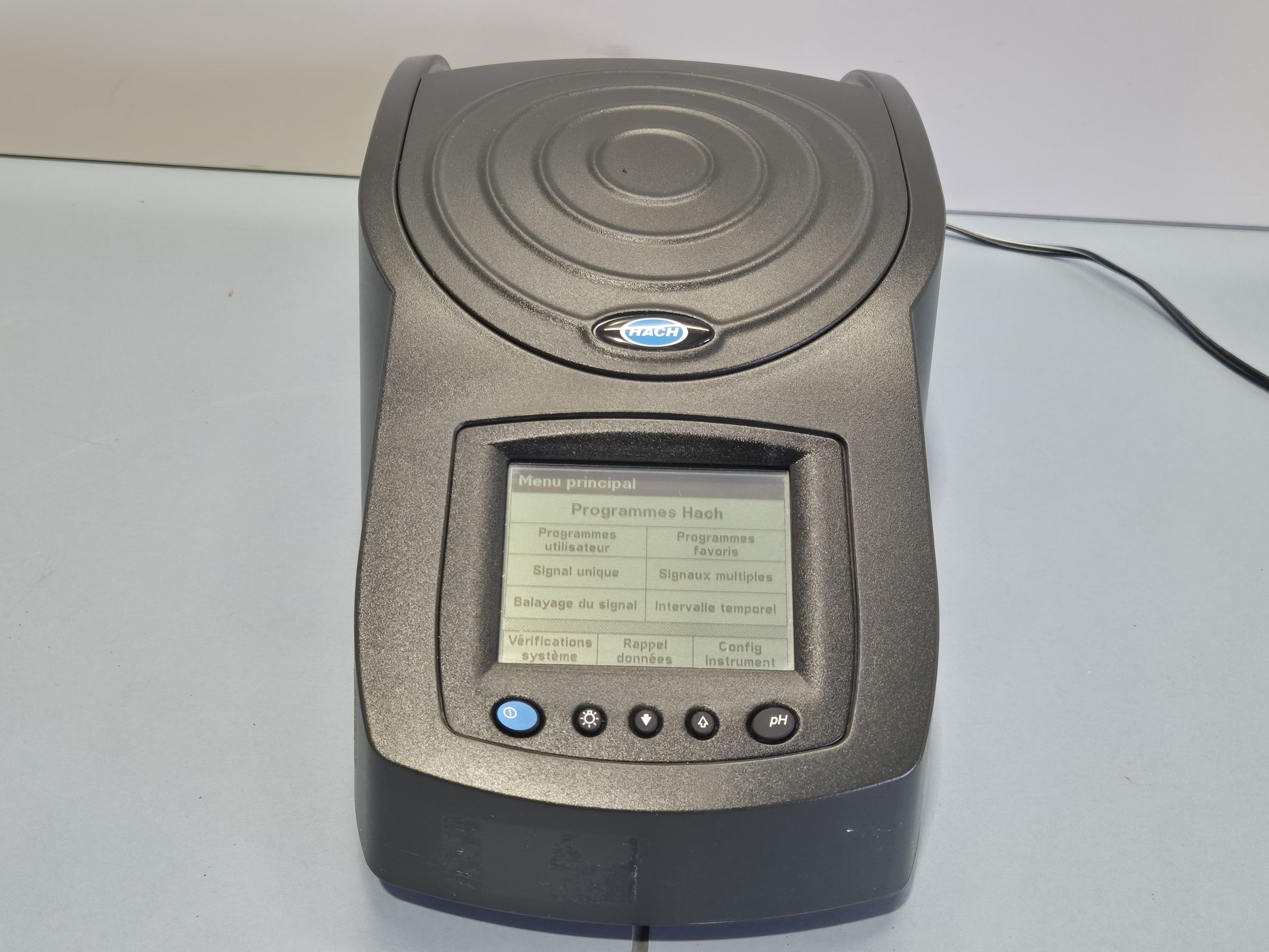 Spectrophotomètre portable à balayage Hach DR/2500 59000-60