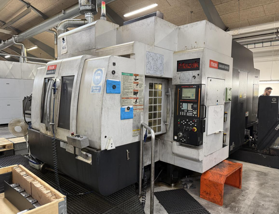 Centre d'usinage 5 axes Mazak Variaxis 630-5X d'occasion
