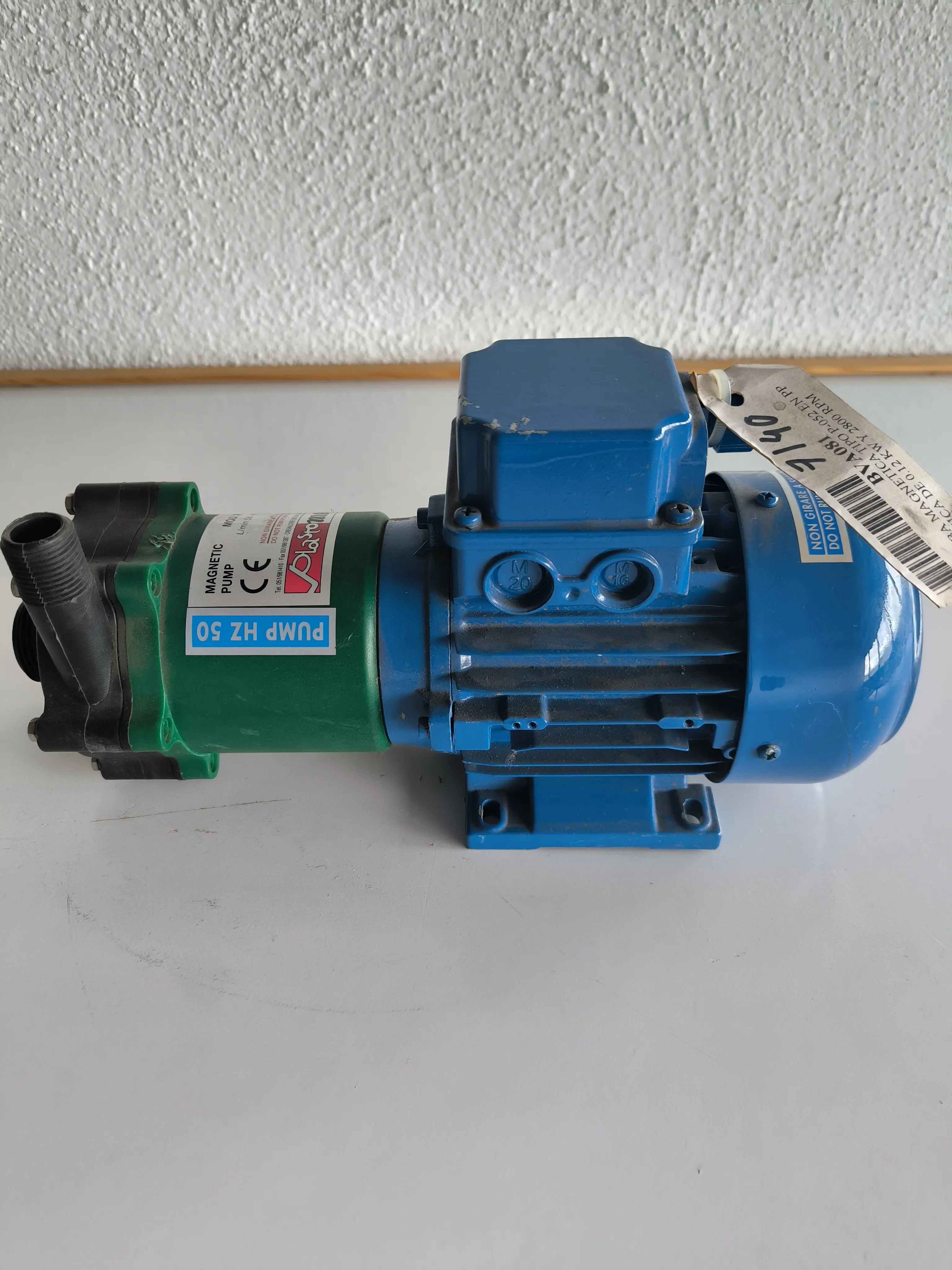 POMPE MAGNÉTIQUE PLASTO MEC P052 D'OCCASION