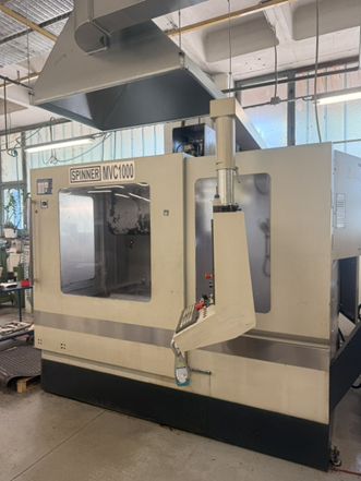 Centre d'usinage vertical SPINNER MVC1000 d'occasion