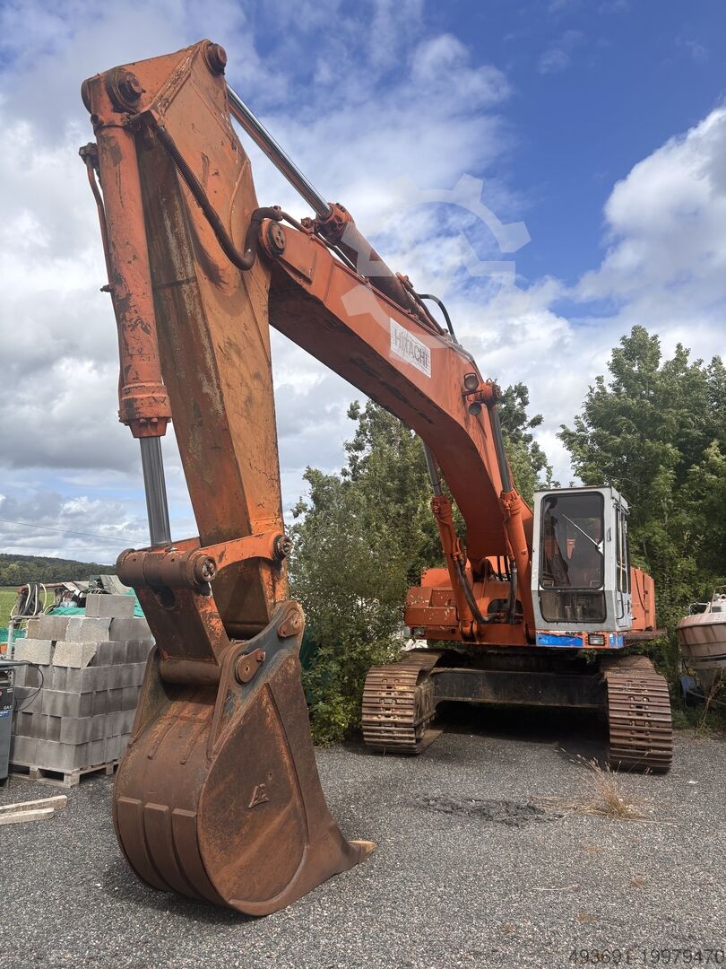 Crawler excavator Hitachi UH181