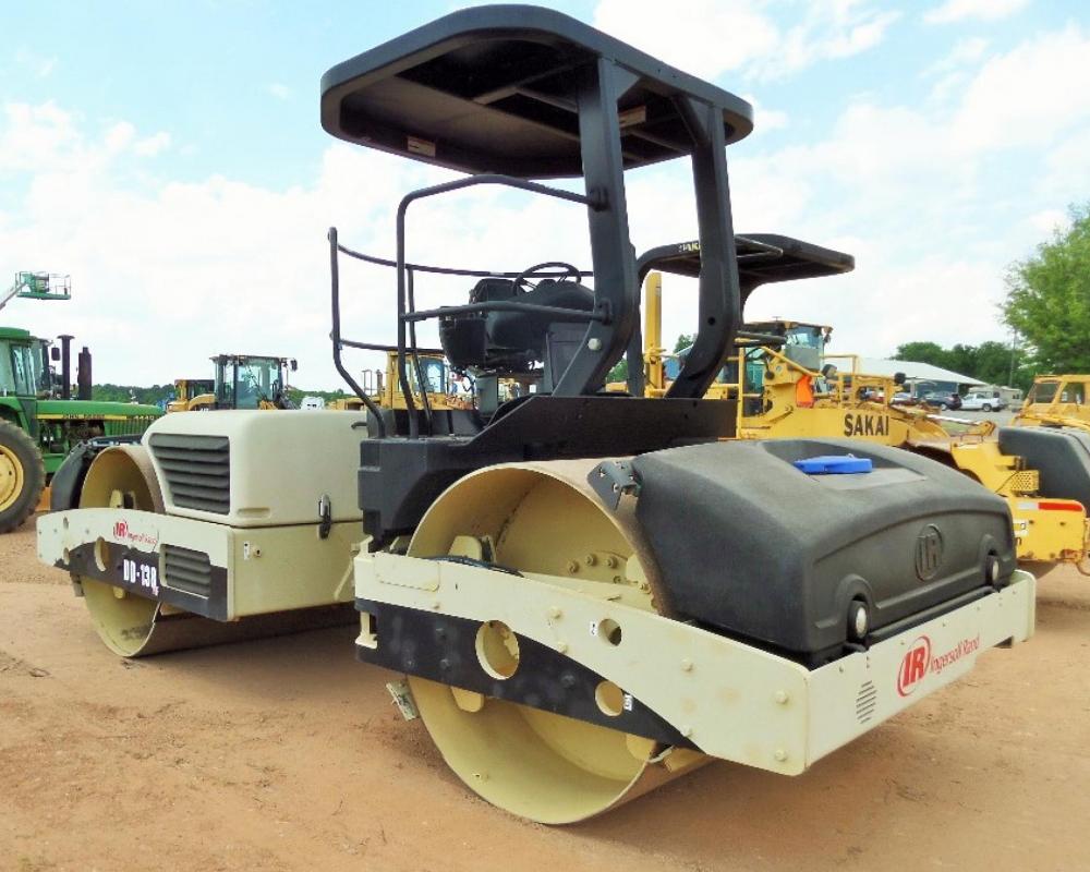 Compacteur / Rouleau Ingersoll-Rand DD138HF
