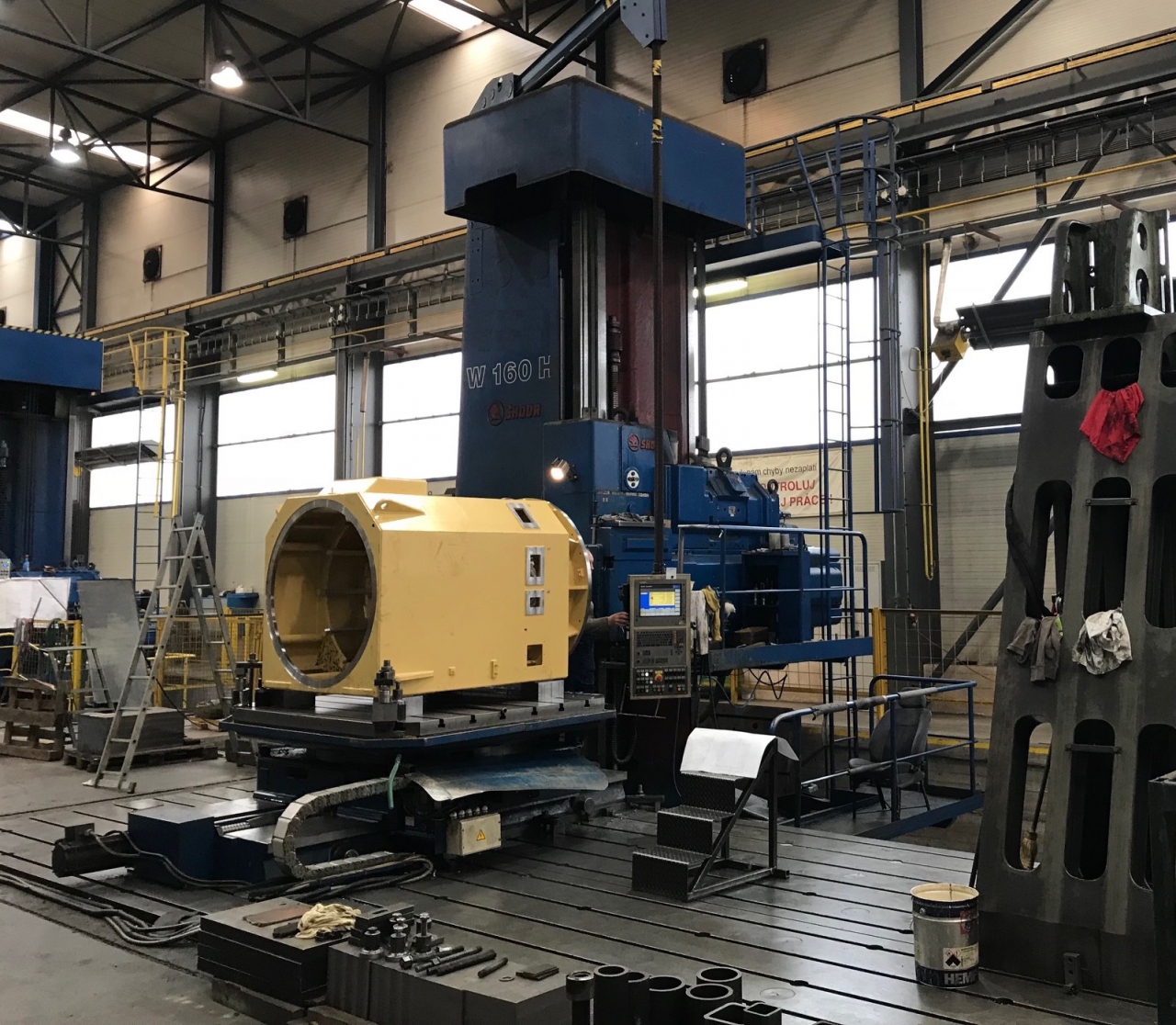 Aléseuse à montant mobile CNC Škoda W-160H