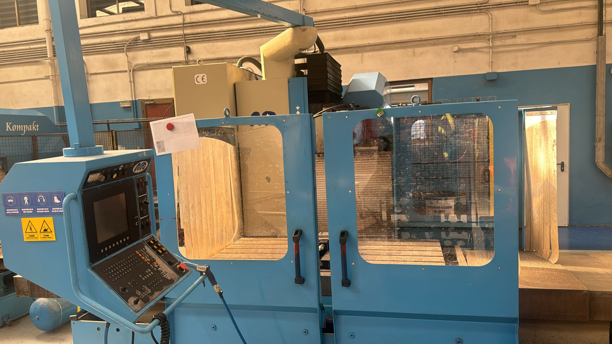 Fraiseuse cnc à banc fixe MTE BF 1700 CNC