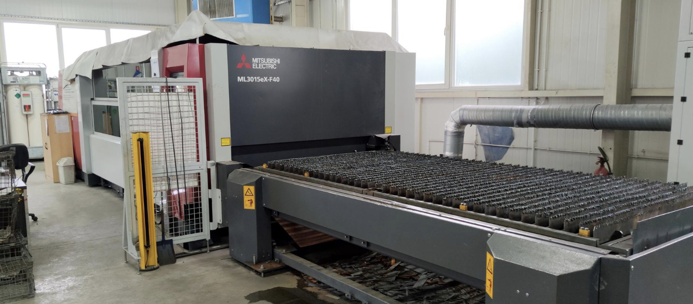 Machine de découpe laser MITSUBISHI ML3015 eX-F 40