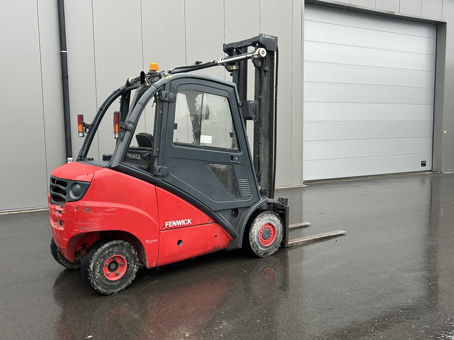 Chariot élévateur diesel LINDE HD30