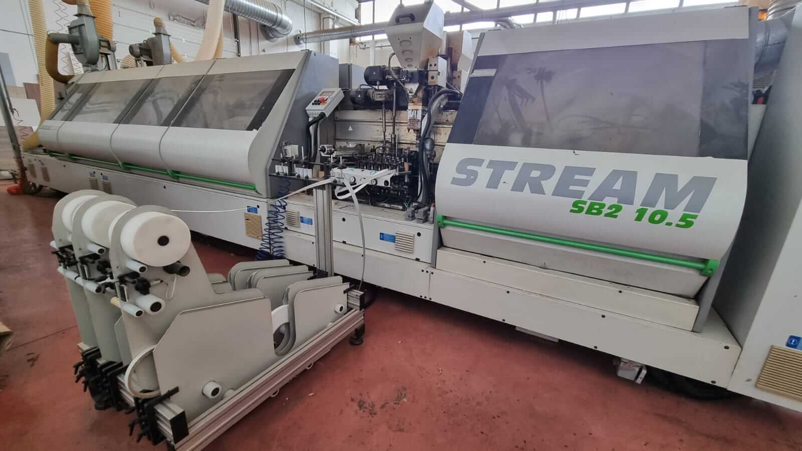 MACHINE À ÉQUARRIR ET À BORDER LES BORDES DE 1ÈRE ET 2ÈME LIGNE avec DISPOSITIF DE CHARGEMENT PAR PONT et DISPOSITIF DE RETOURNEMENT DE PANNEAUX