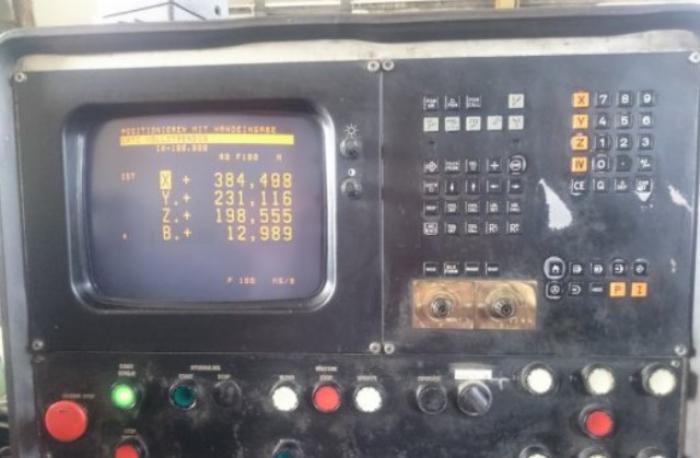 Aléseuse à montant fixe CNC TOS WFQ 80 NCA
