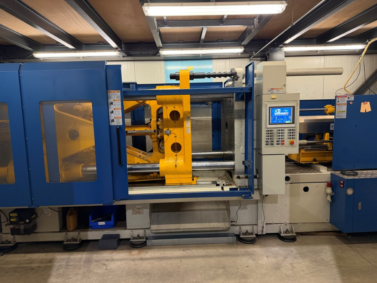 Presse à injecter WELLTEC 450T