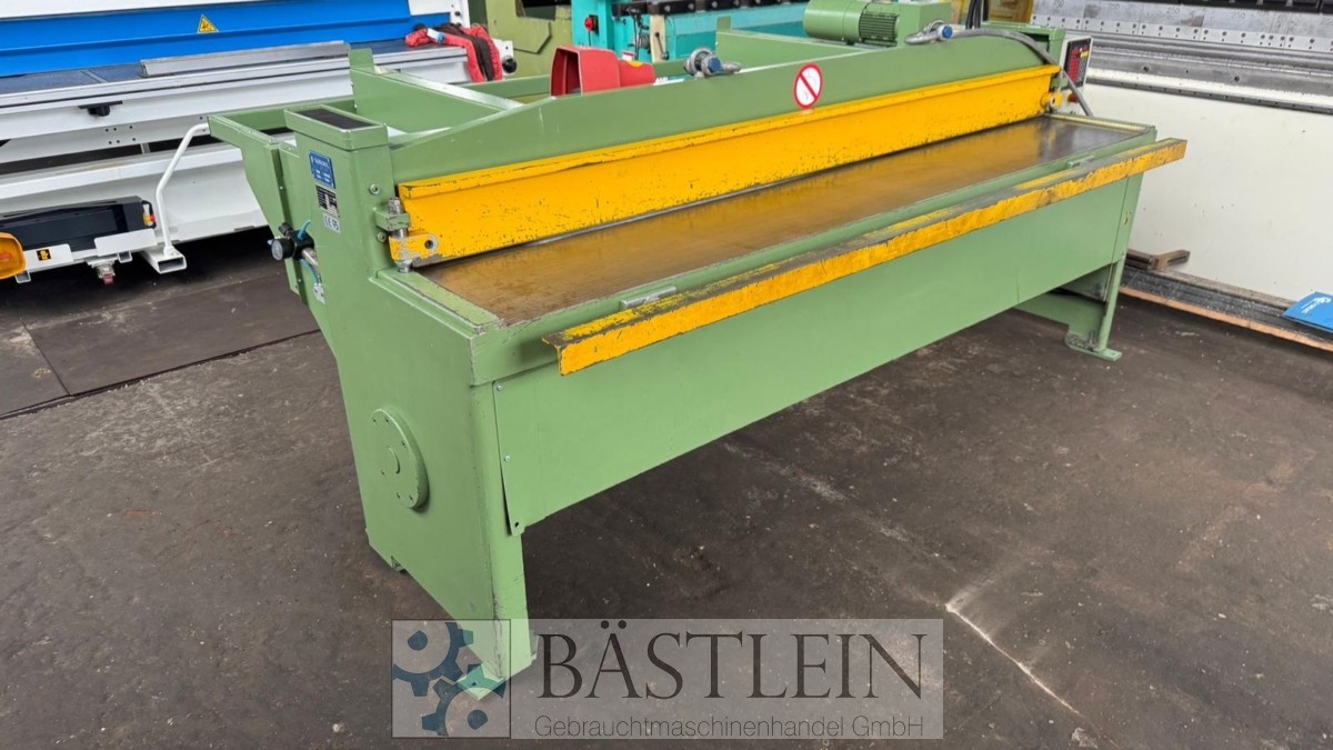 Cisaille guillotine hydraulique Schechtl MSB/NC 250
