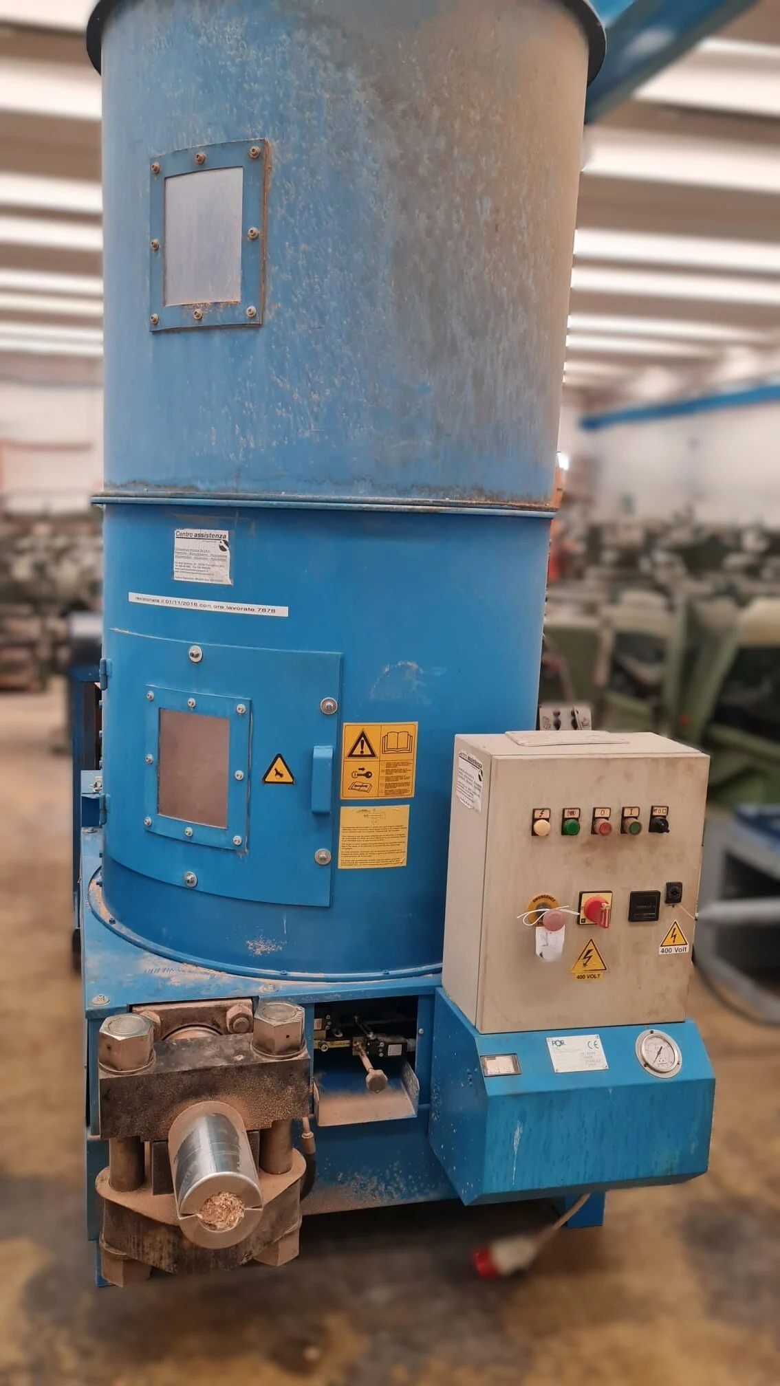 Machine de briquetage POR Standart