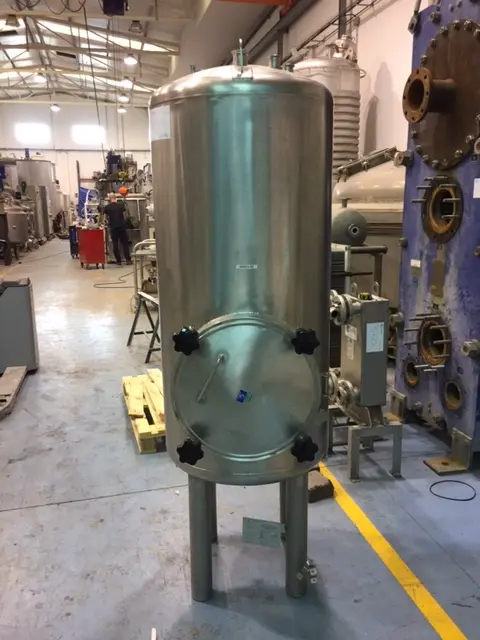 CUVE EN ACIER INOXYDABLE D'OCCASION 500 LITRES_64