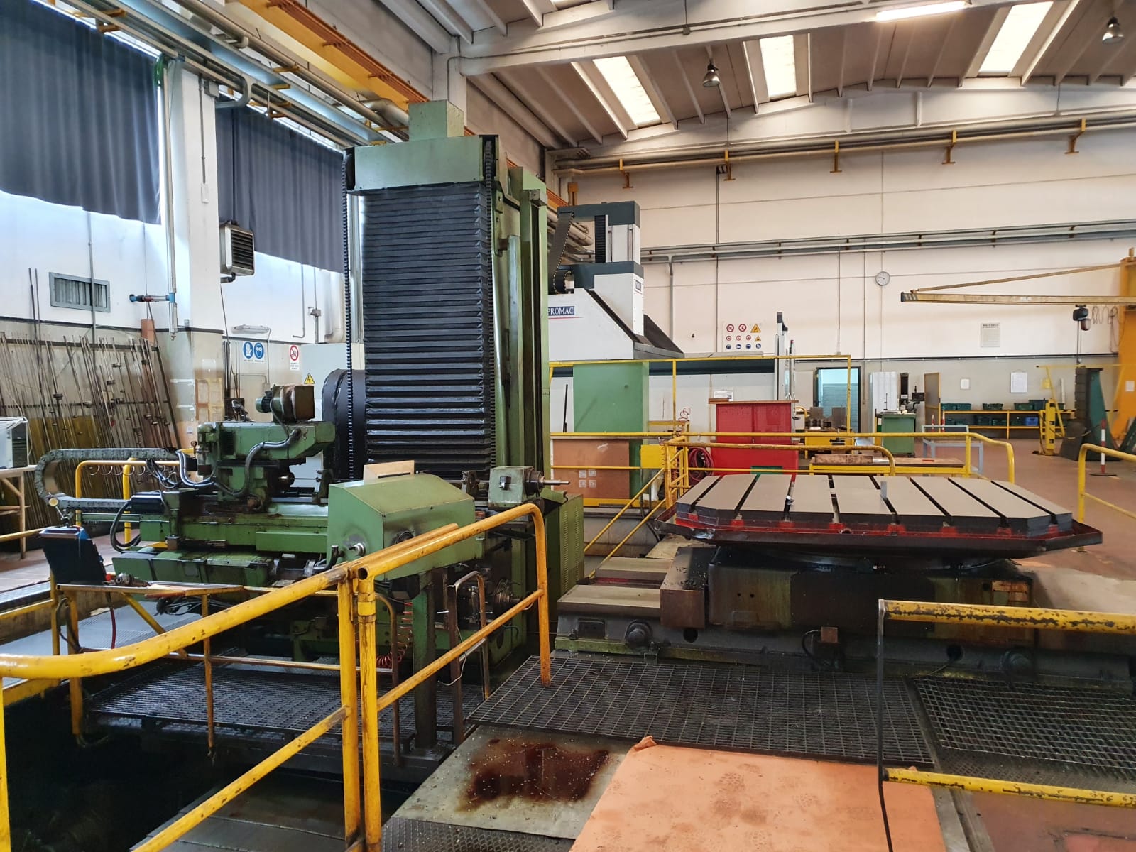 Aléseuse à montant fixe CNC SKODA STEM