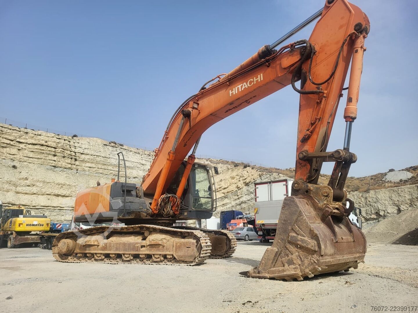 Chain excavator Hitachi ZX350LCN-3