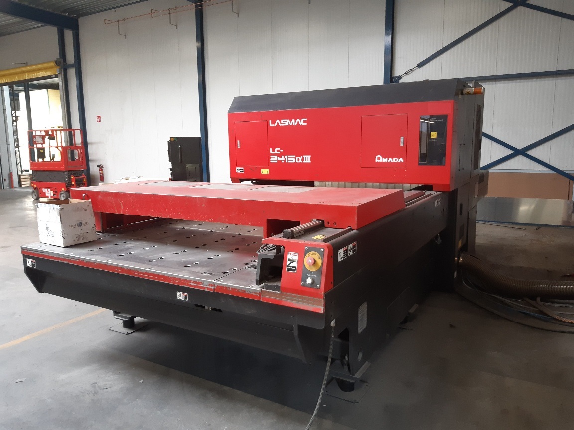Machine de découpe laser AMADA LC 2415 Alpha 3