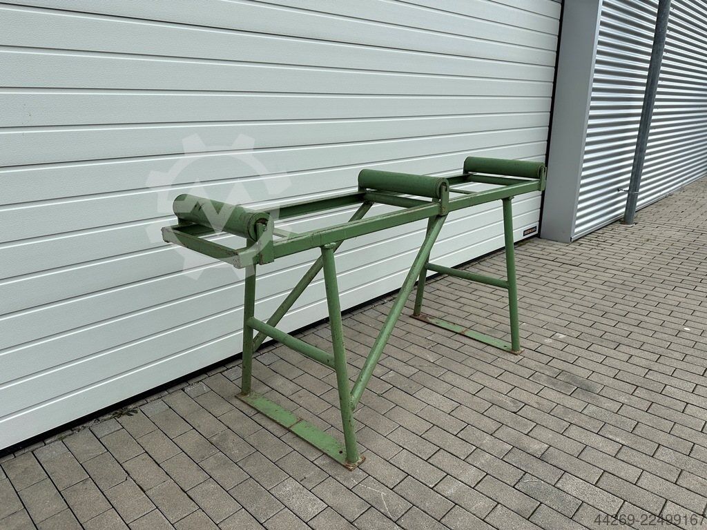 Steel roller conveyor