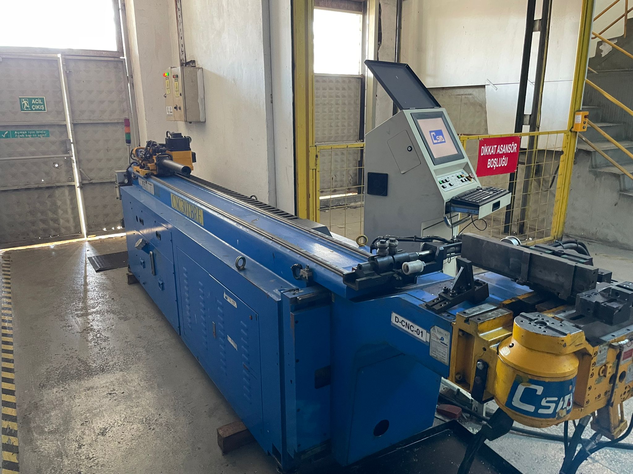 Cintreuse de tubes CSM CNC 30 TBRE