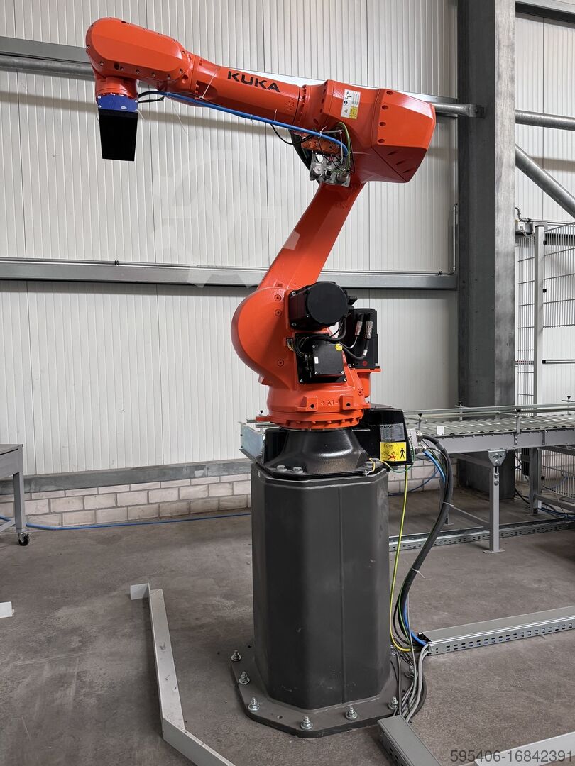 Industrial robot KUKA KR 70 R2100 Iontec