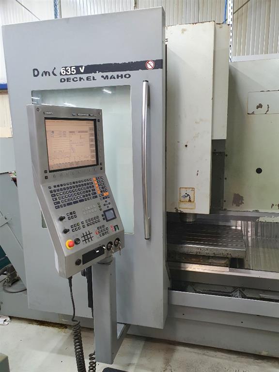 Centre d'usinage vertical DECKEL MAHO DMC 635 V