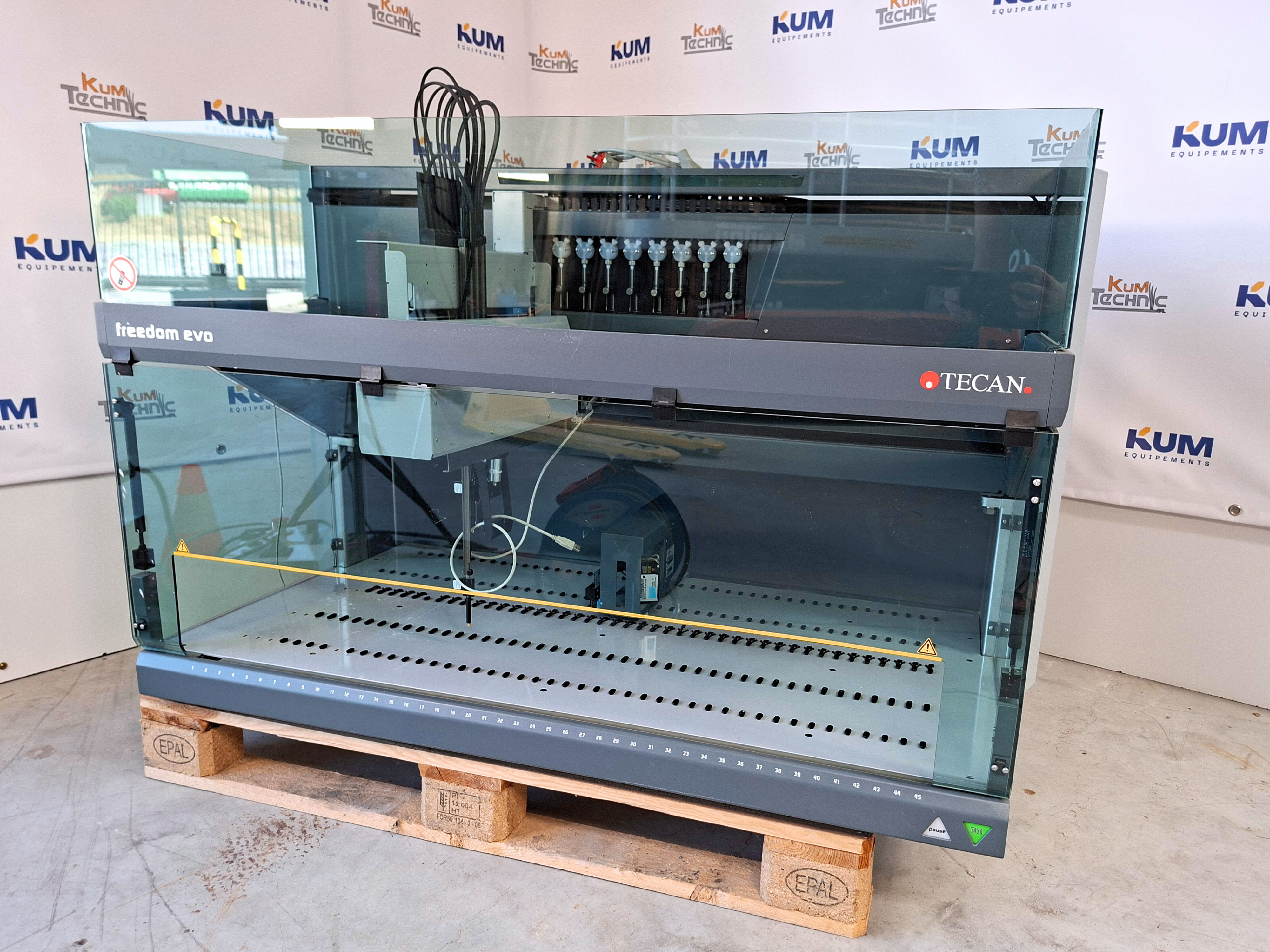 Robot de manipulation de liquides TECAN 150 EVO-2