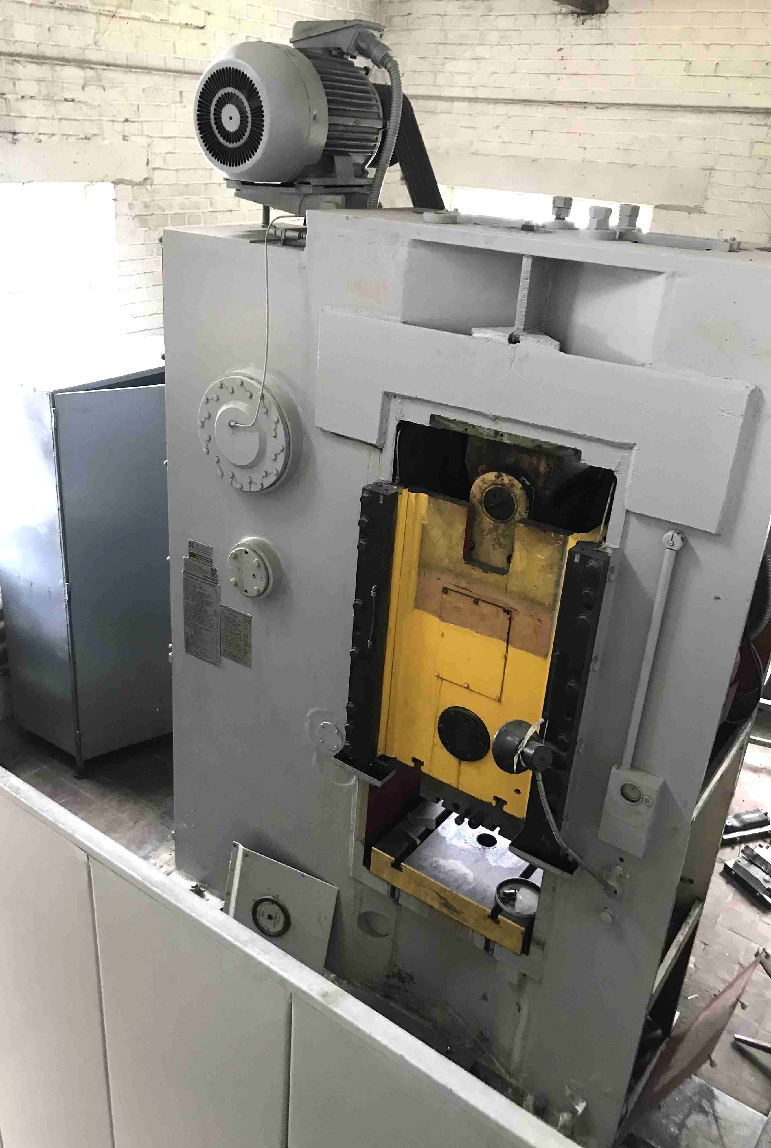Presse Kuzlitmash KB0032