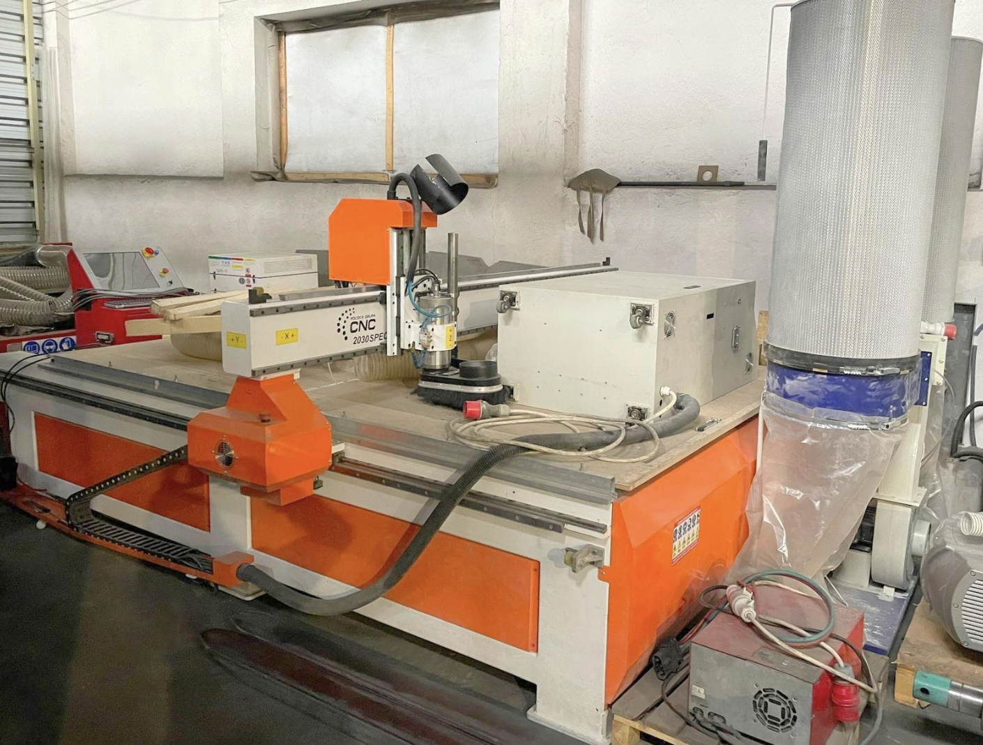 Fraiseuse à bois POLSKA GRUPA CNC 2030
