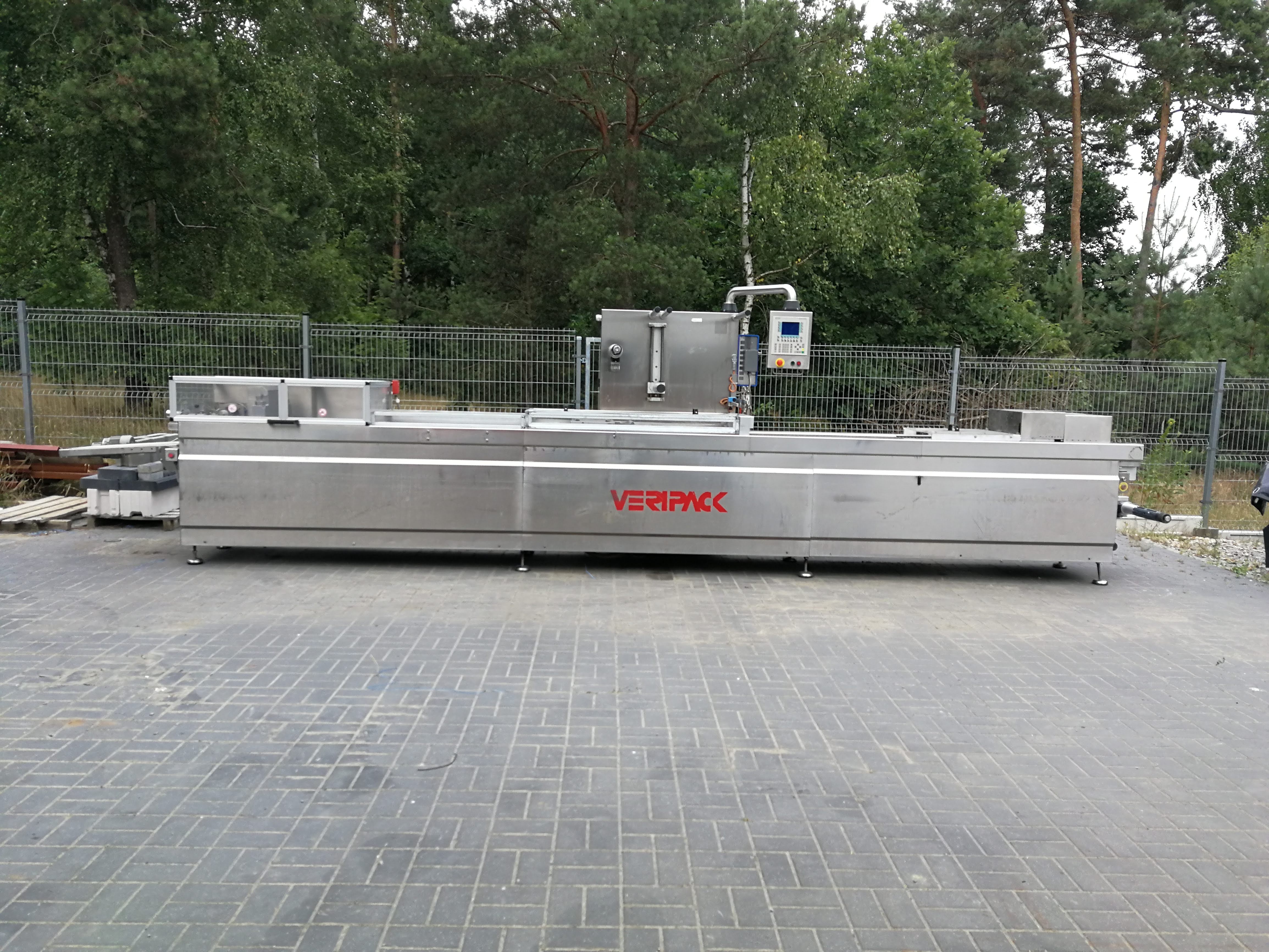 Ligne de formage remplissage operculage VERIPACK FREEDOM
