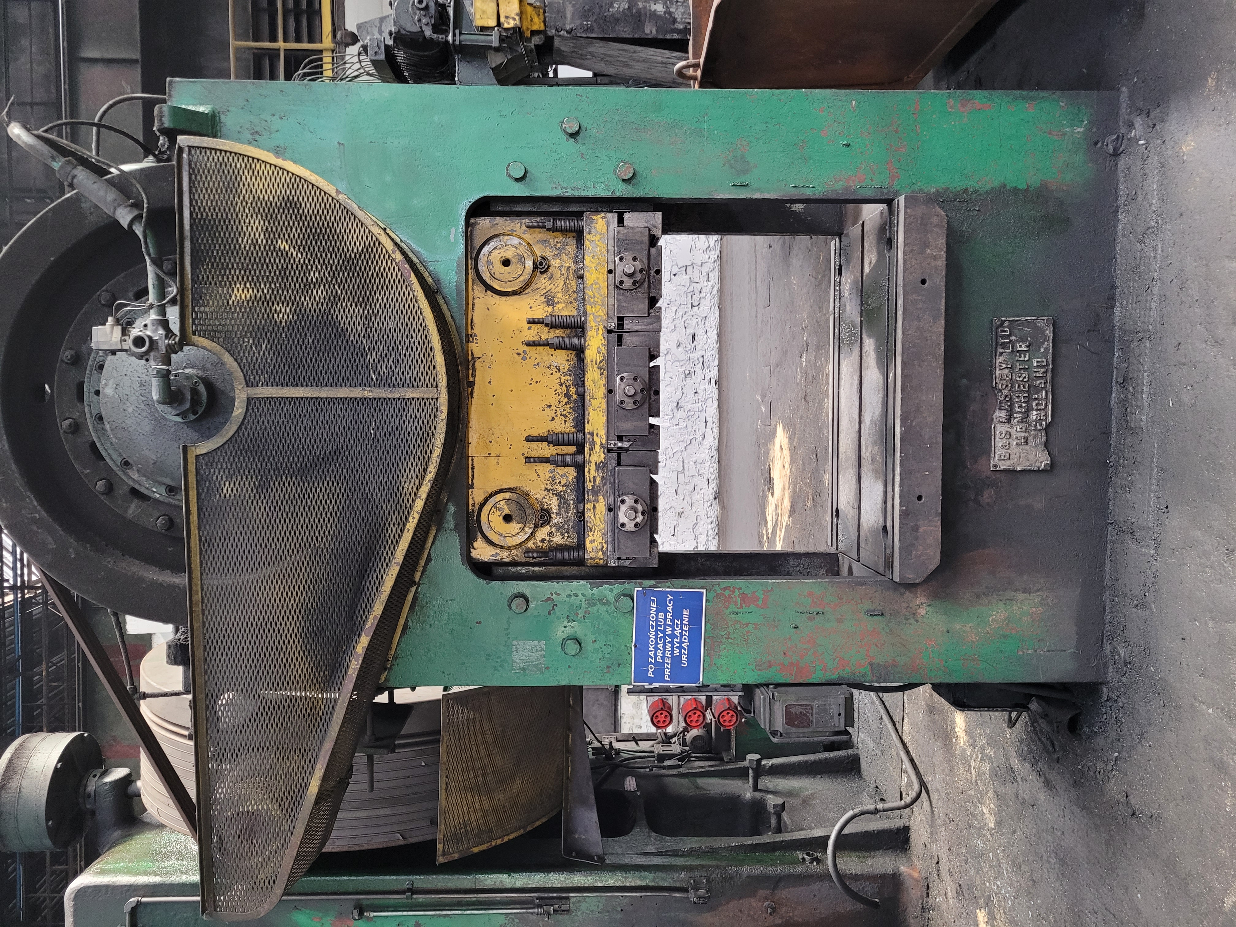 Presse Massey Capacity Tons: 150