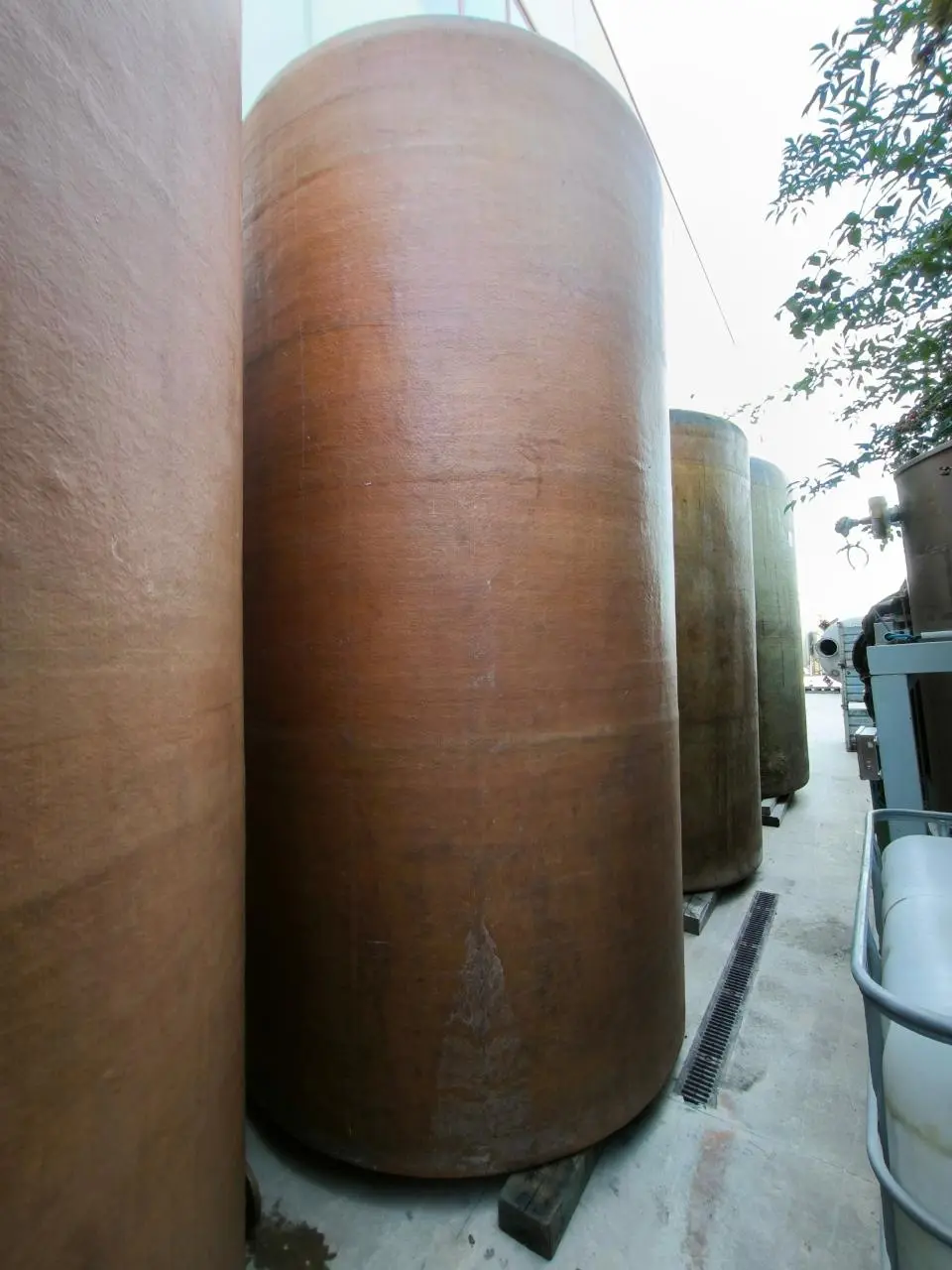 CUVE EN FIBRE DE 11 000 LITRES