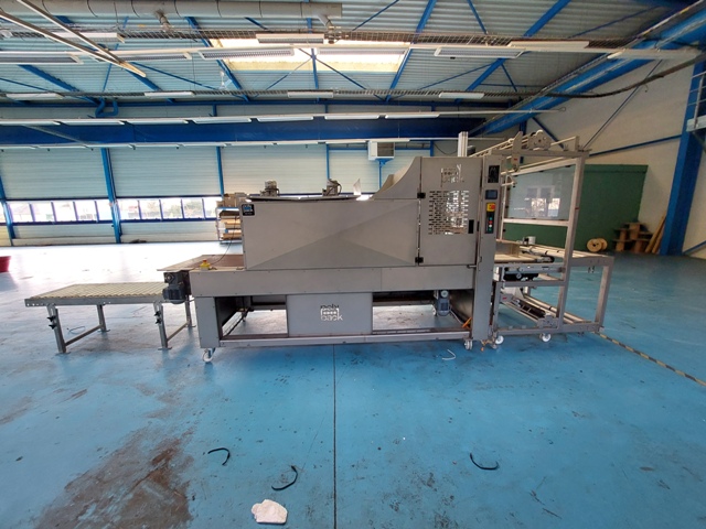 Fardeleuse POLYPACK A2060TL Machine d'emballage sous film rétractable Faible nombre d'heures