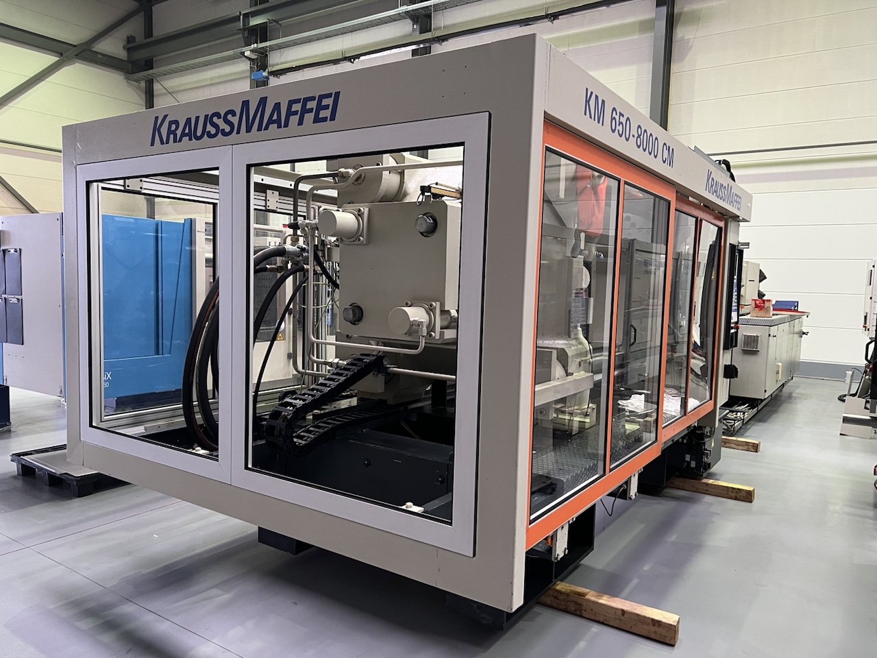 Presse à injecter Krauss Maffei KM 650 - 8000 CM
