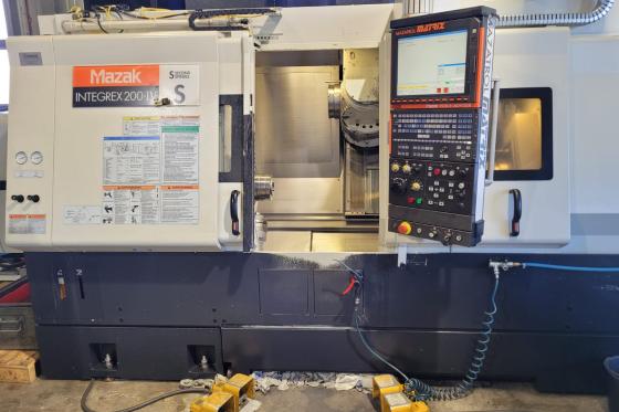 Tour multitâches cnc Mazak Integrex 200-4 S d'occasion