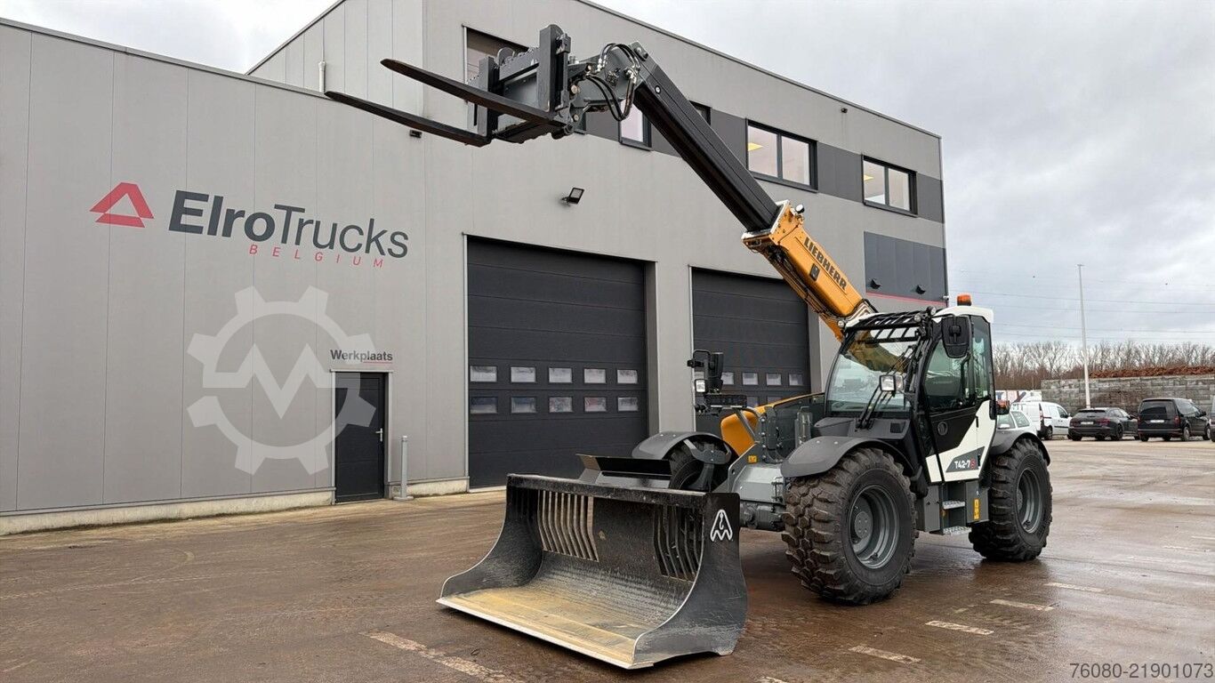 Chain excavator LIEBHERR R946 NLC Kettenbagger 45 Tonnen *4.760 H