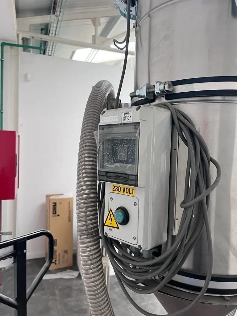 ASPIRATEUR NILFISK A136X