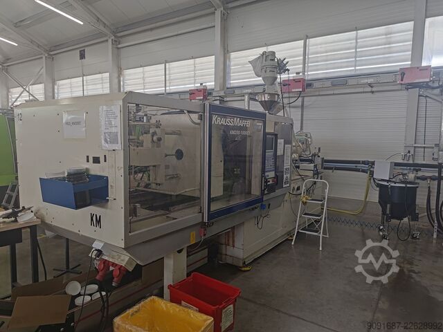 Injection molding machine KraussMaffei 200-1000 C1