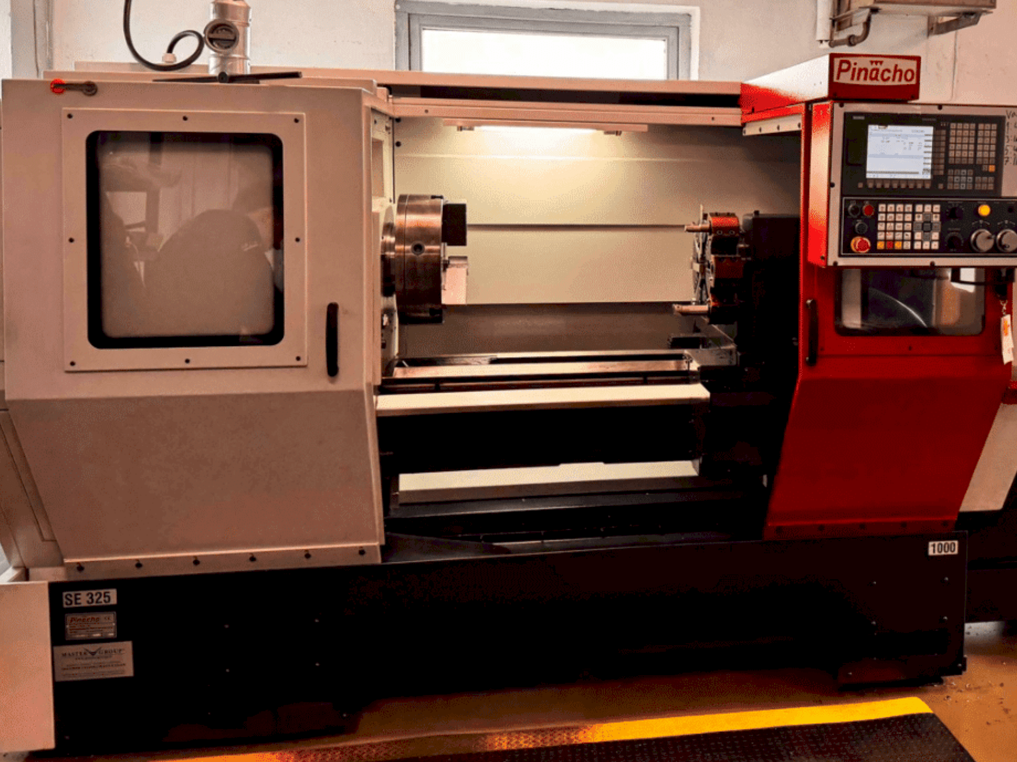 Tour cnc Pinacho SE325