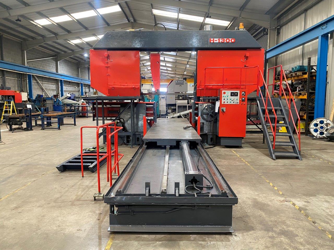 Scie à ruban pour métal Amada H1300