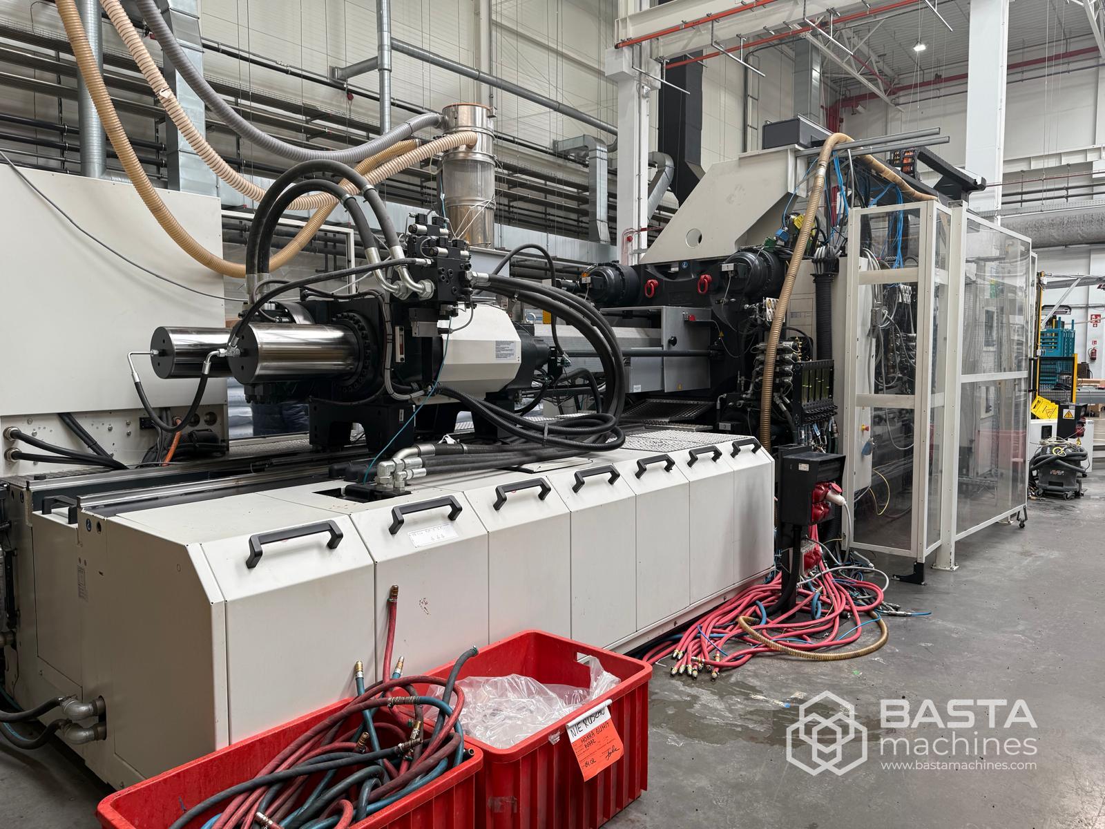 Presse à injecter Engel duo 1800/500