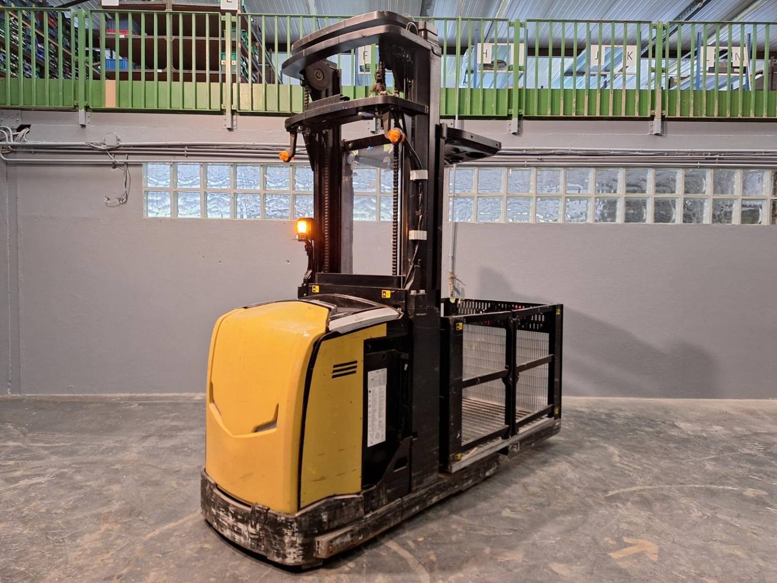 Chariot élévateur électrique Caterpillar NOH10N
