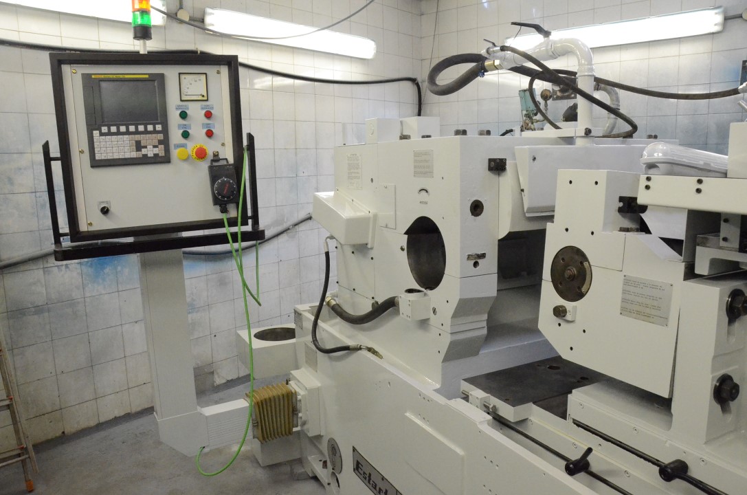 Rectifieuse sans centres ESTARTA 327 CNC