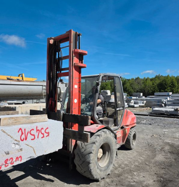 Chariot élévateur tout-terrain diesel Manitou MSI50