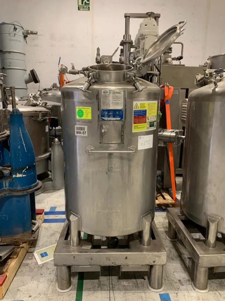 CUVE EN ACIER INOXYDABLE D'OCCASION 500 LITRES_47