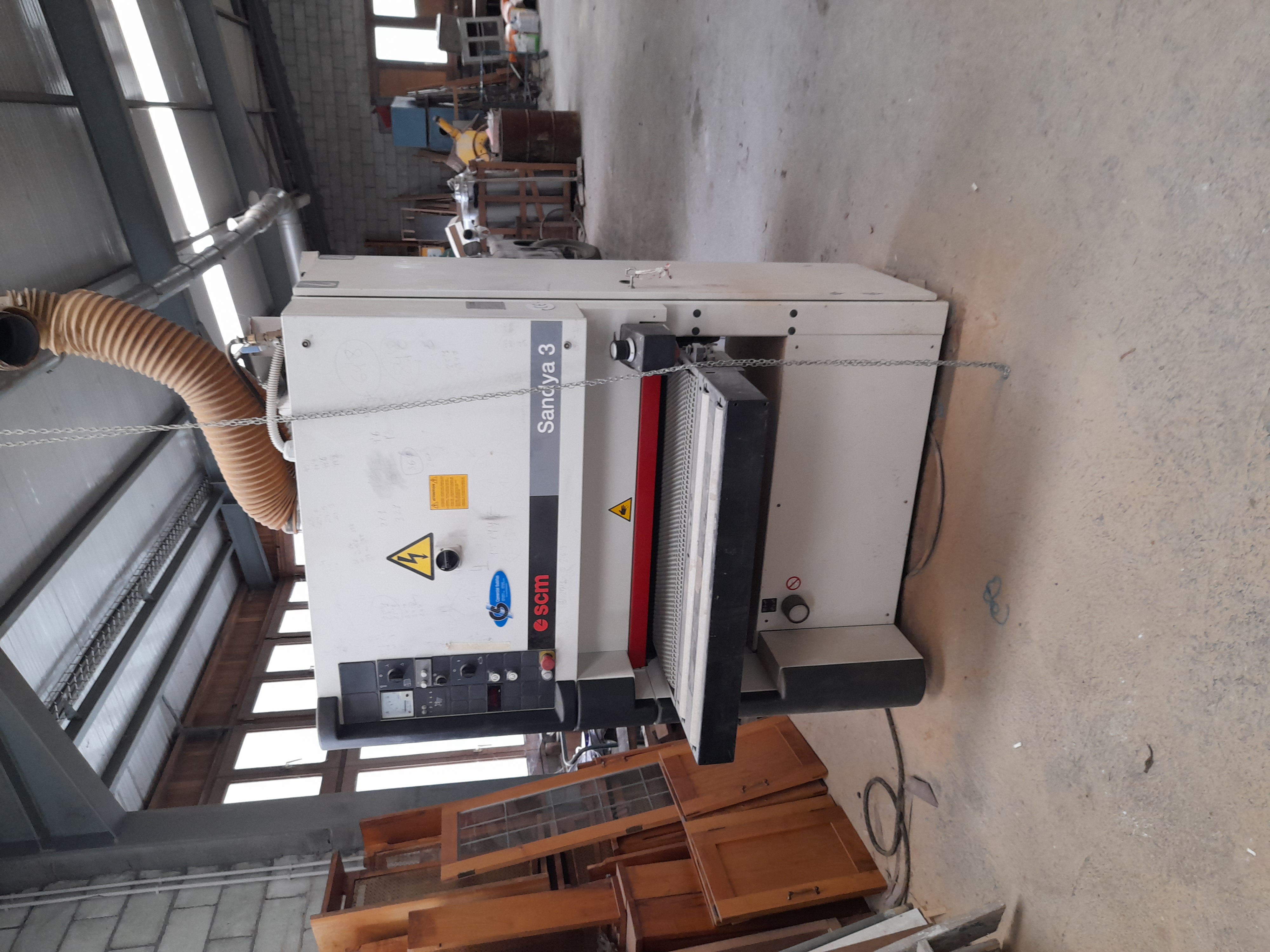 Calibreuse à bande large SCM Sandya 3 Hot deal