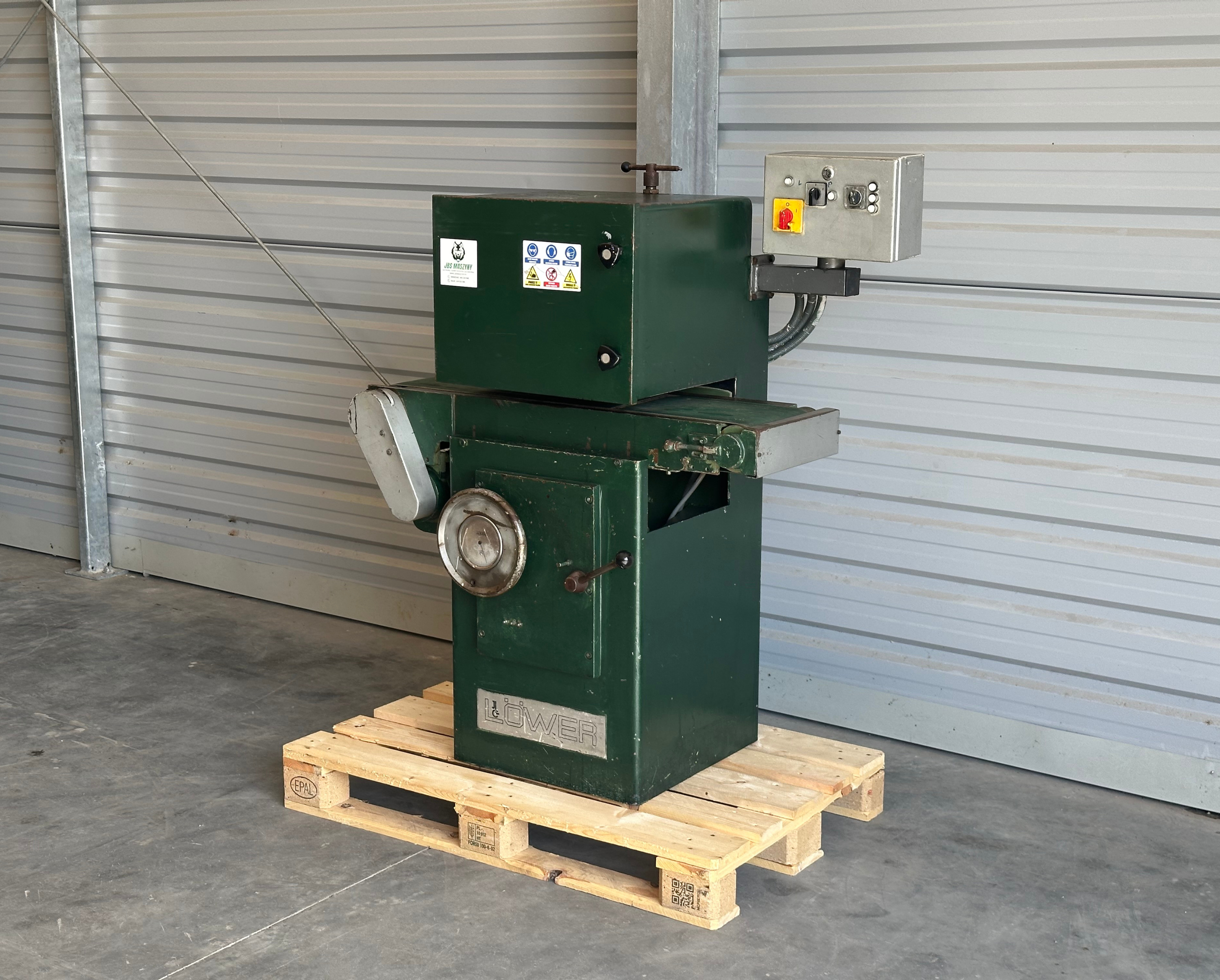 Machine de brossage LÖWER LZ 1