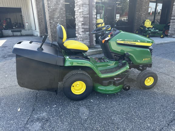 Tracteur de pelouse John Deere X350R 42" Faible nombre d'heures