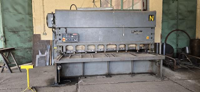 Cisaille guillotine hydraulique Strojarne Piesok NTA 3150/10A
