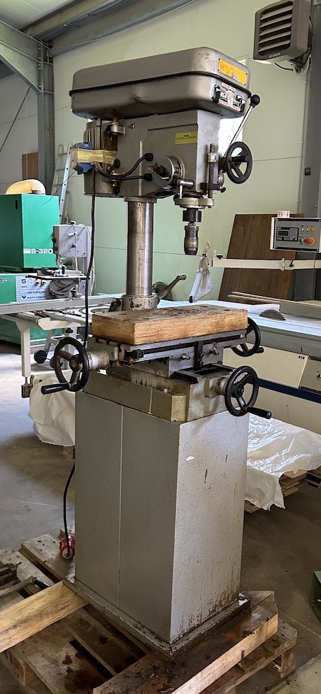 Machine à cheviller Brak